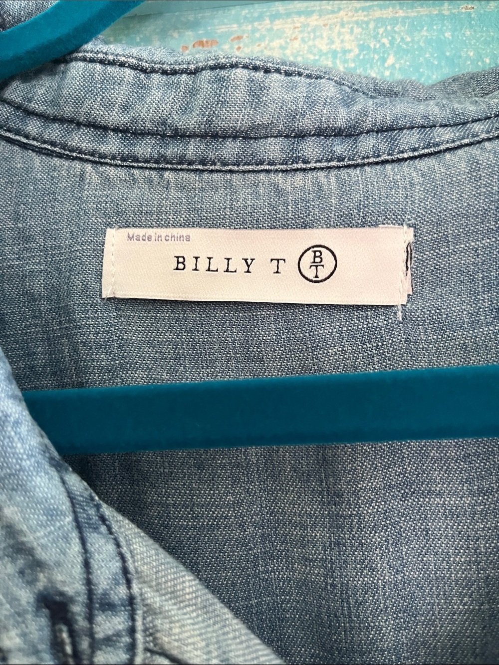 Washed Denim-Effect Button-Up Shirt with Pink Embroidery - Picture 3 of 3